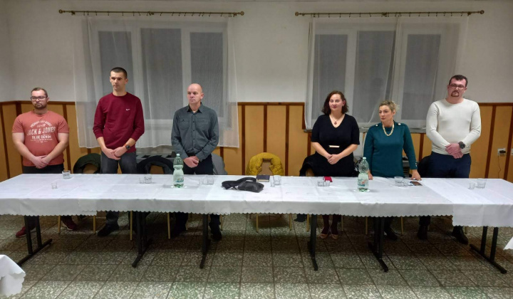 Fotografie z ustanovujúceho zastupiteľstva r. 2022