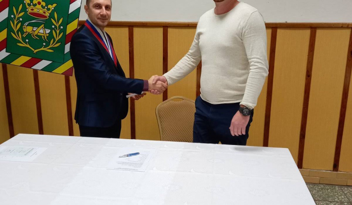 Fotografie z ustanovujúceho zastupiteľstva r. 2022