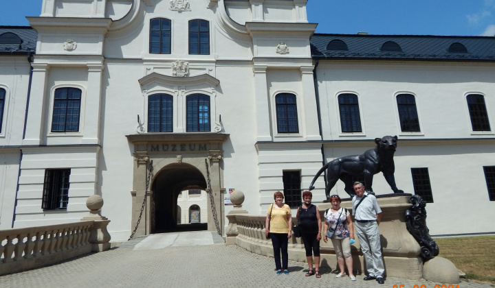 ZO JDS Návšteva kaštieľa v Humennom 25.06.2021