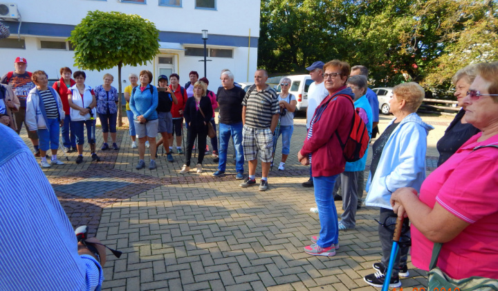 Výstup na hrad Vinne organizovaný OO JDS Michalovce.