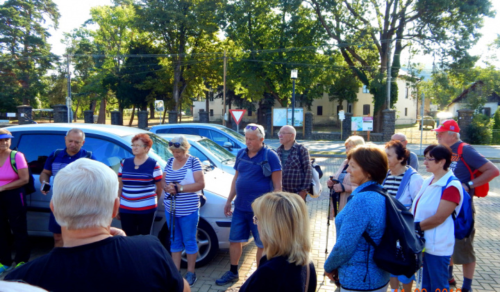 Výstup na hrad Vinne organizovaný OO JDS Michalovce.